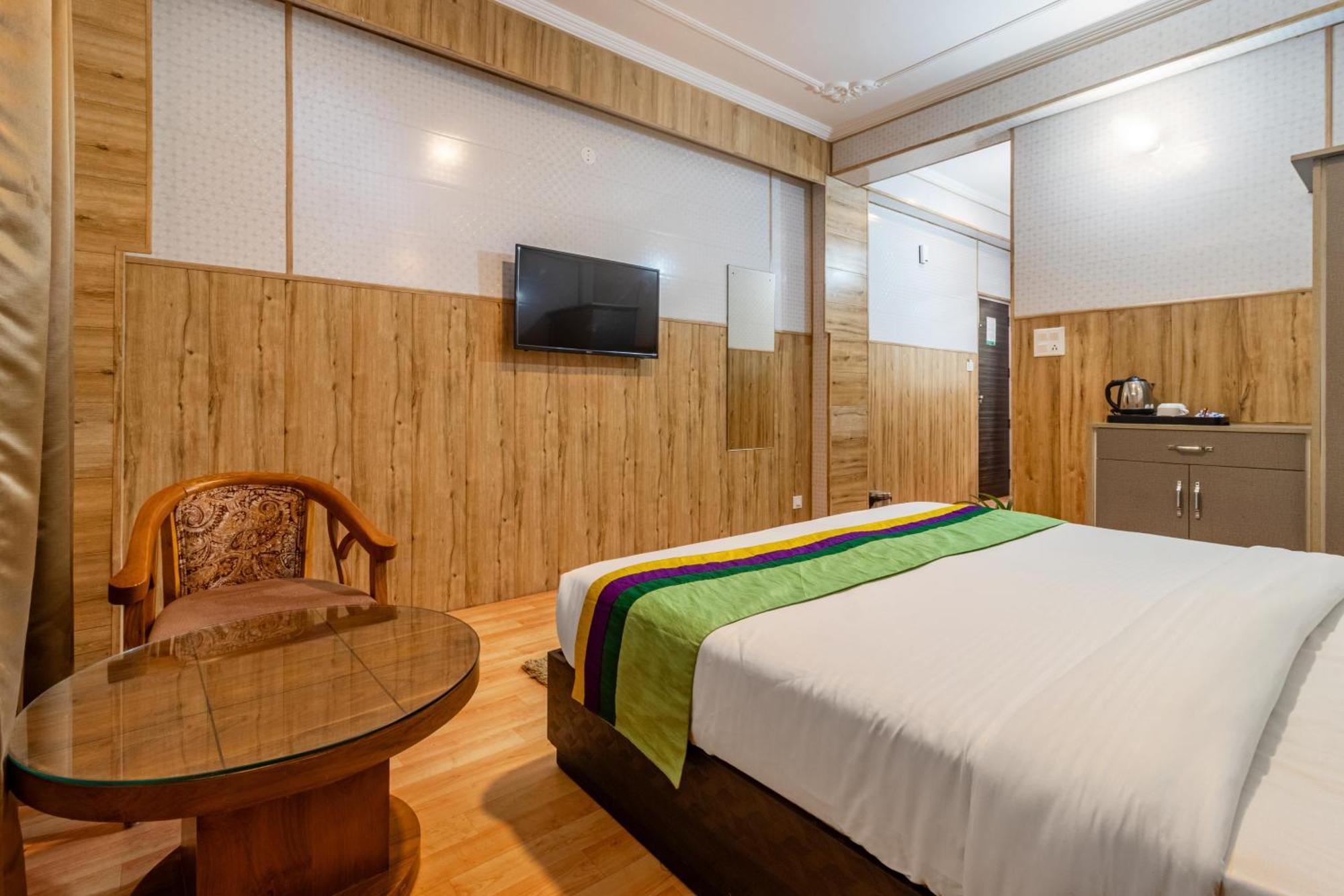 Treebo Srishti Vaikunth With Mountain View Hotel Shimla Luaran gambar